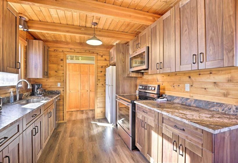 1 Mi To Granby Ranch: Family Friendly Cabin!