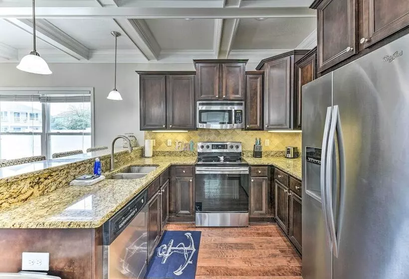 Half Mi To Inlet Beach: Home W/ Grill & Fire Pit