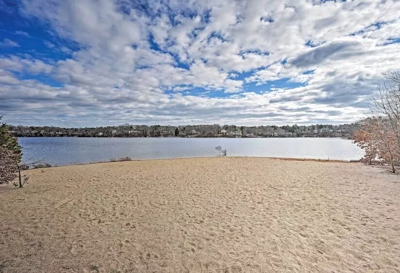 Spacious Waterfront Falmouth Home On Jenkins Pond!