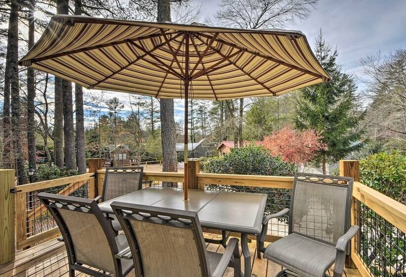 The Cubs Den Woodsy Highlands Home: Hike & Ski!