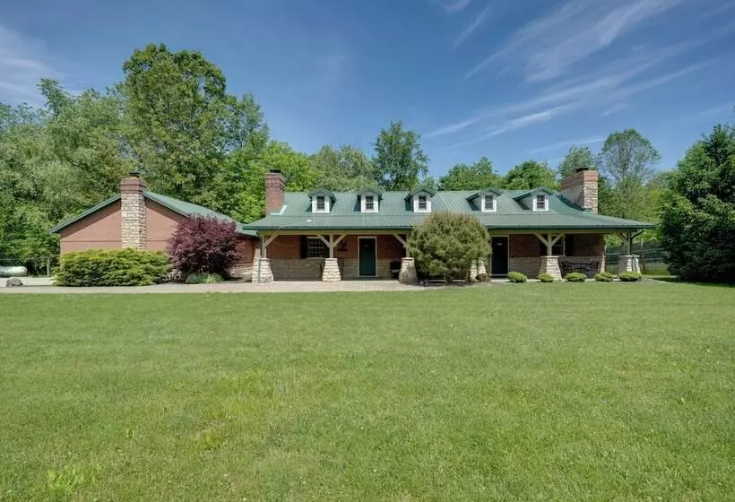 Walhonding Woods  Secluded Farmland Retreat!