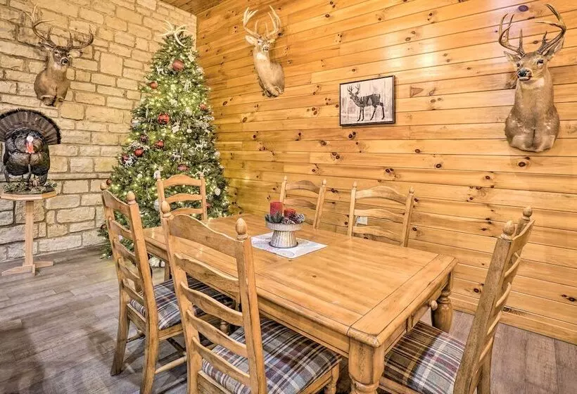 Walhonding Woods  Secluded Farmland Retreat!