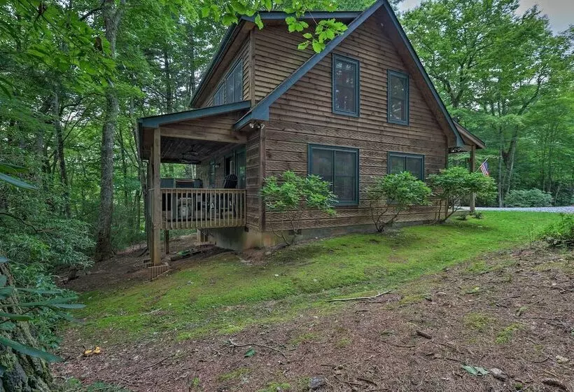 Private Cabin On 2 Acres: Hot Tub, 10 Mi To Boone!