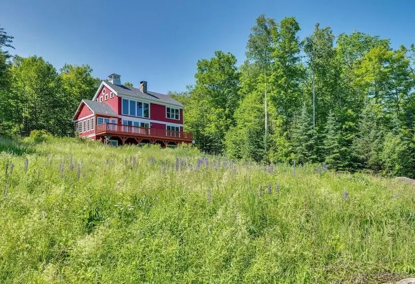 Architect Designed Franconia Home: Hot Tub & Views