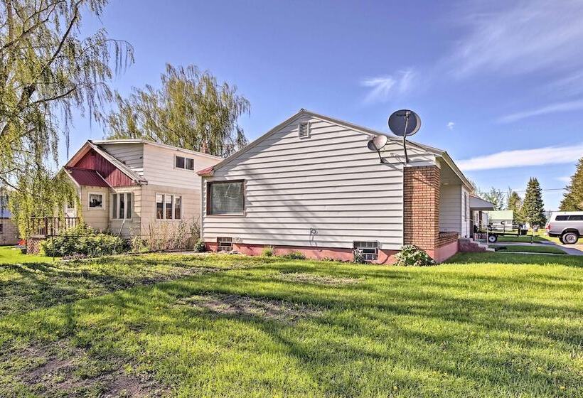 Ashton Escape W/ Yard: 56 Mi To West Yellowstone!