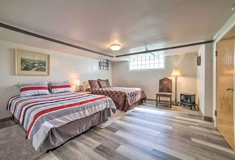 Ashton Escape W/ Yard: 56 Mi To West Yellowstone!