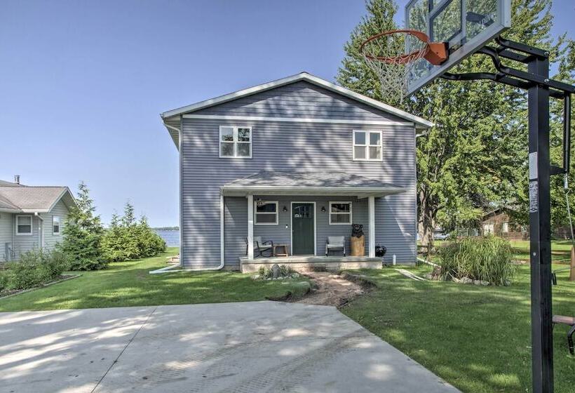 Bright Shawano Lake Oasis   Walk To Boat Launch!