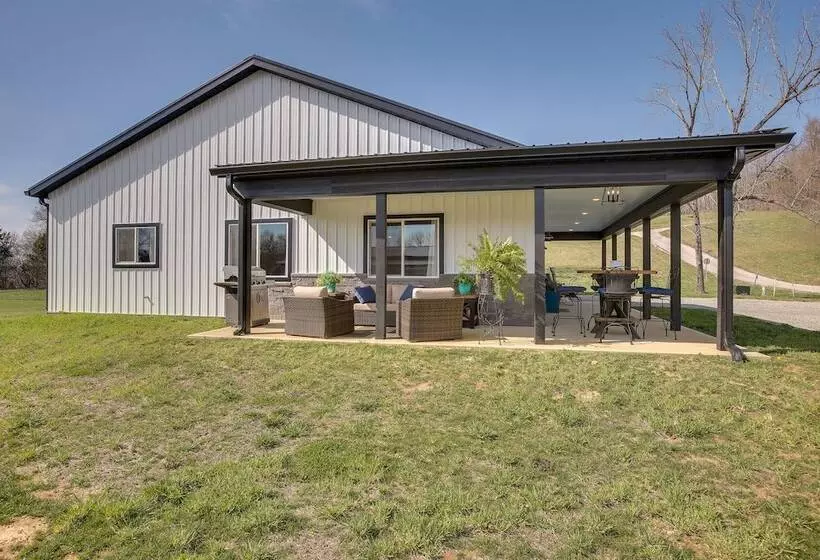 Byrdstown Home Near Dale Hollow Lake!