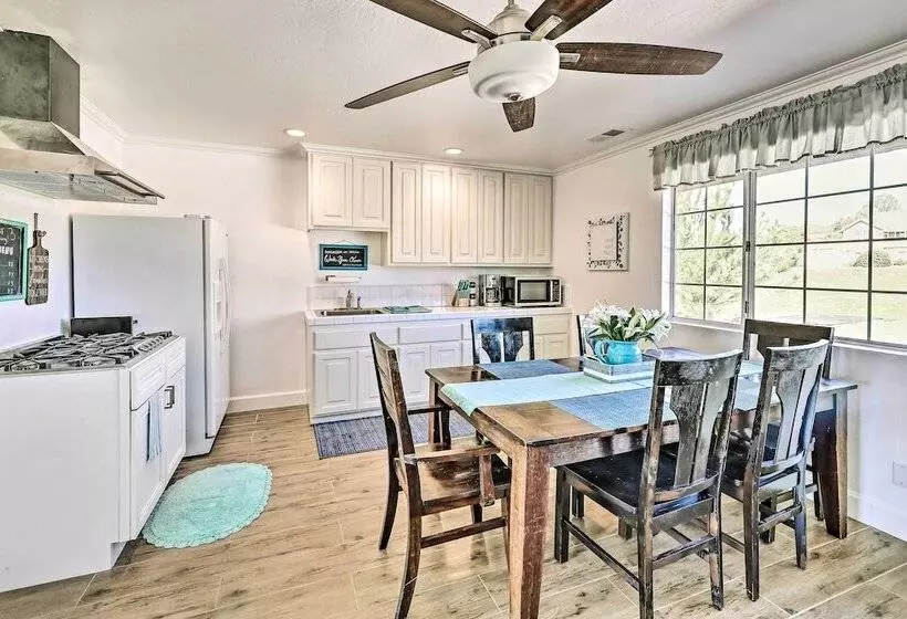 Fallbrook Home W/ Garden, Gazebo, & Fire Pit!