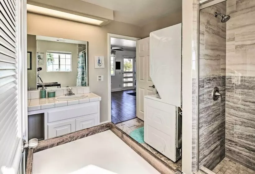 Fallbrook Home W/ Garden, Gazebo, & Fire Pit!