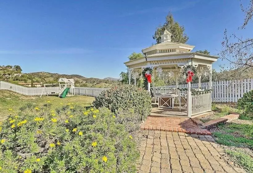 Fallbrook Home W/ Garden, Gazebo, & Fire Pit!