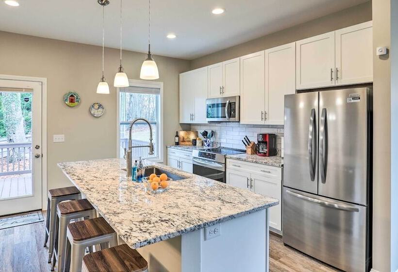 Modern Candler Home W/ Deck & Yard!