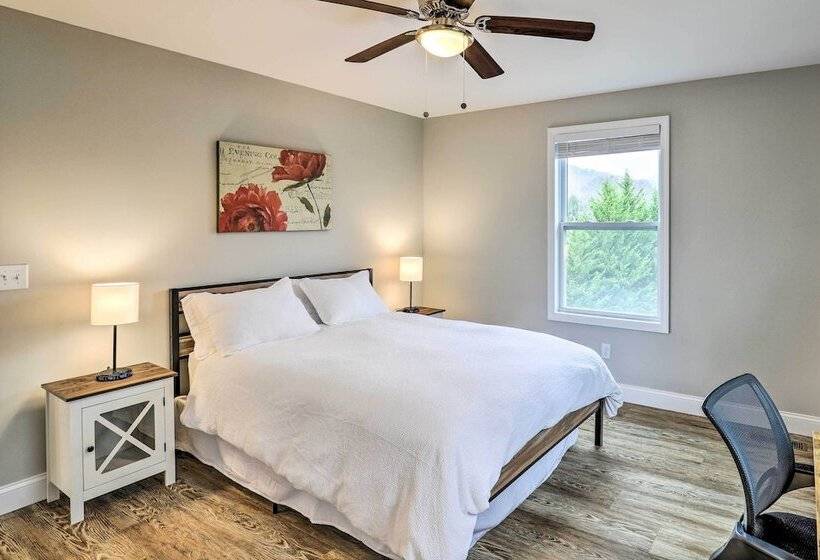 Modern Candler Home W/ Deck & Yard!