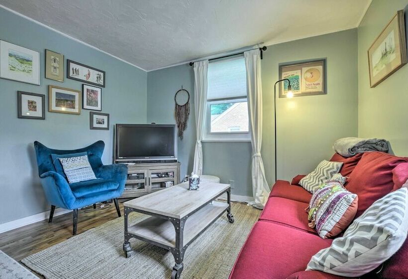 Eclectic Durham Home W/ Deck < 2 Mi To Dtwn!