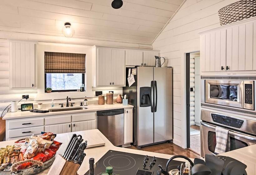 Enchanting Forested Cabin W/ Fire Pit & Grill