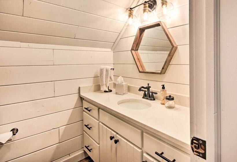 Enchanting Forested Cabin W/ Fire Pit & Grill