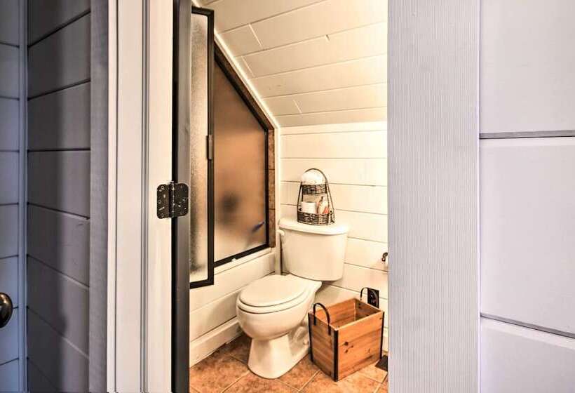 Enchanting Forested Cabin W/ Fire Pit & Grill