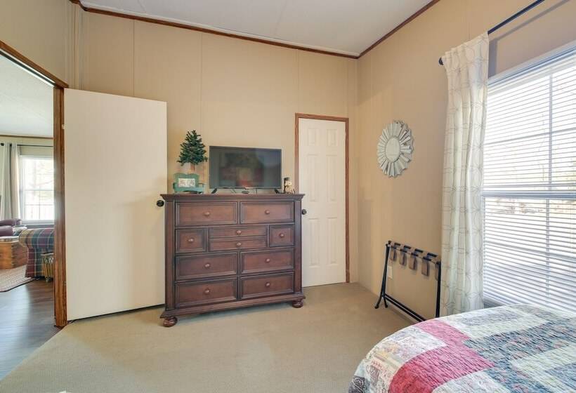 Harrod S Hideaway W/deck+dock On Lake Norrell