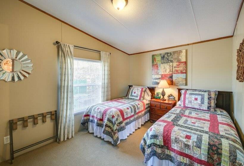 Harrod S Hideaway W/deck+dock On Lake Norrell