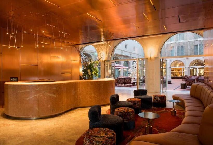 Hotel Convent Square Lisbon, Vignette Collection, An Ihg