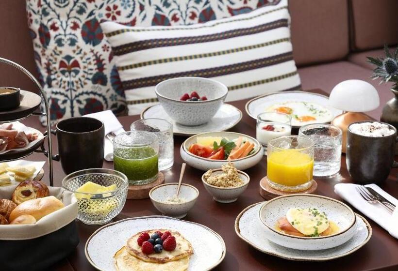 Hotel Convent Square Lisbon, Vignette Collection, An Ihg