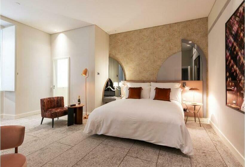 Hotel Convent Square Lisbon, Vignette Collection, An Ihg
