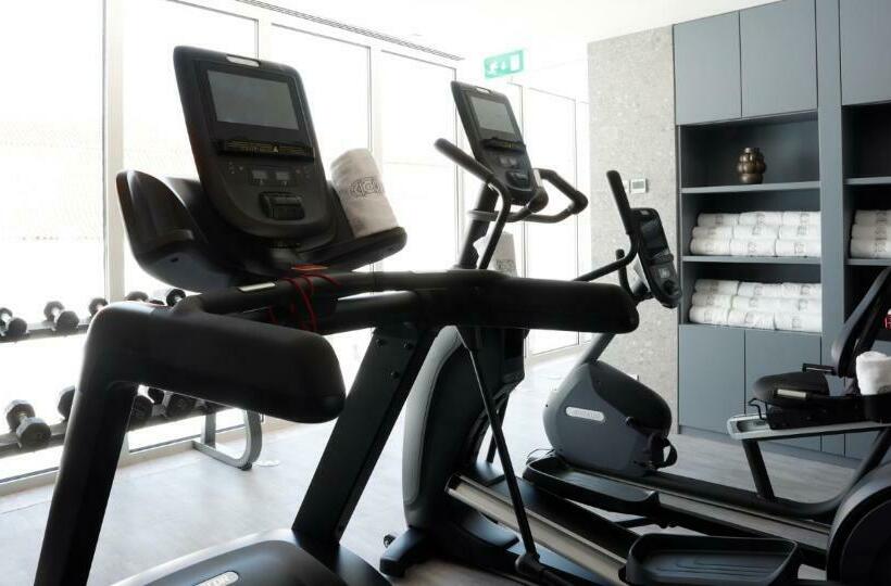 Hotel Convent Square Lisbon, Vignette Collection, An Ihg