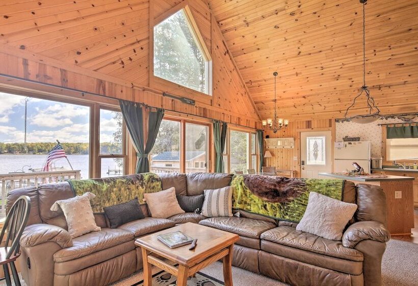 Hurley Lakefront Hideaway W/ Fire Pit & Dock!