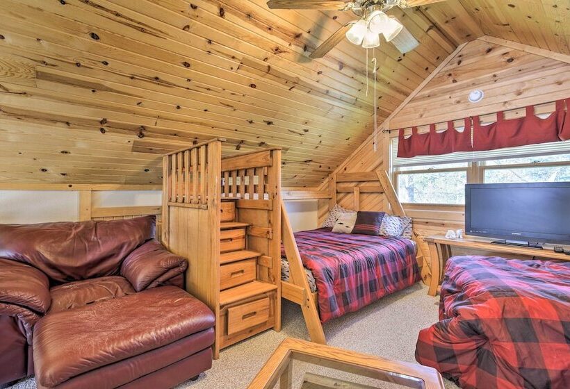 Hurley Lakefront Hideaway W/ Fire Pit & Dock!