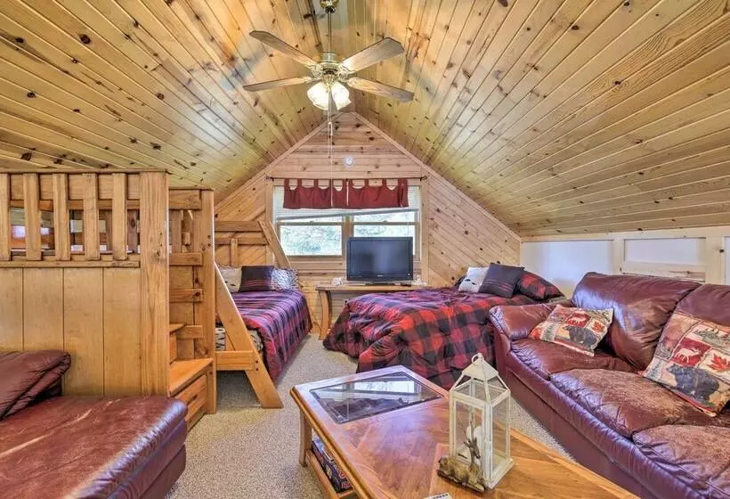 Hurley Lakefront Hideaway W/ Fire Pit & Dock!