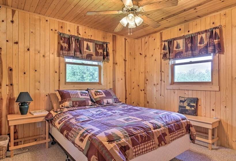 Hurley Lakefront Hideaway W/ Fire Pit & Dock!