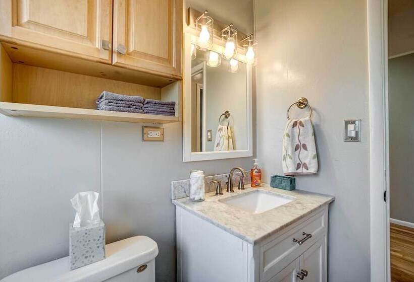 Laramie Vacation Rental: 2 Mi To Downtown!