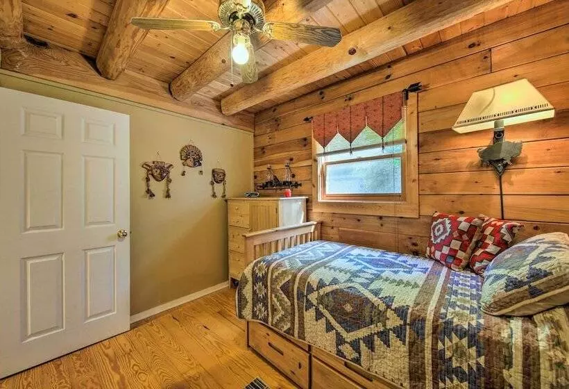 11 Mi To Calaboose Cellars: Marble Cabin W/ Deck!