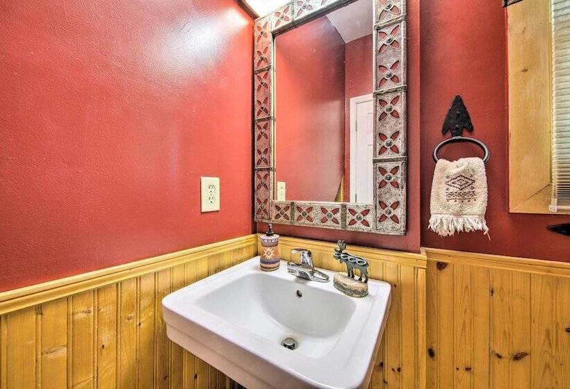 11 Mi To Calaboose Cellars: Marble Cabin W/ Deck!