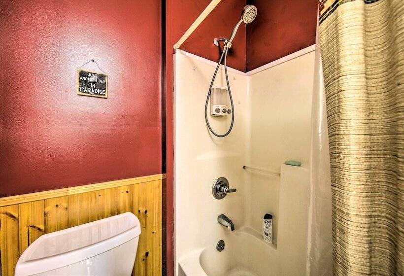 11 Mi To Calaboose Cellars: Marble Cabin W/ Deck!