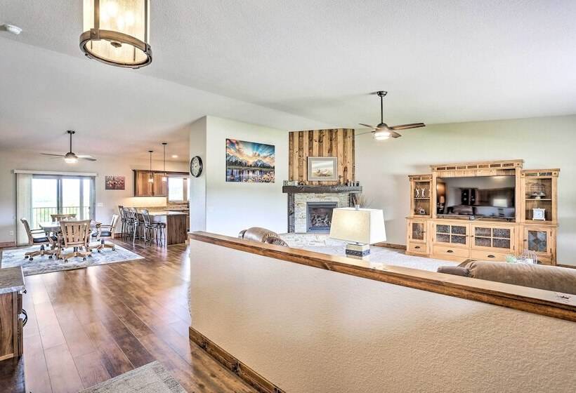 Luxe Spearfish Hideaway: Golf, Hike, Explore!