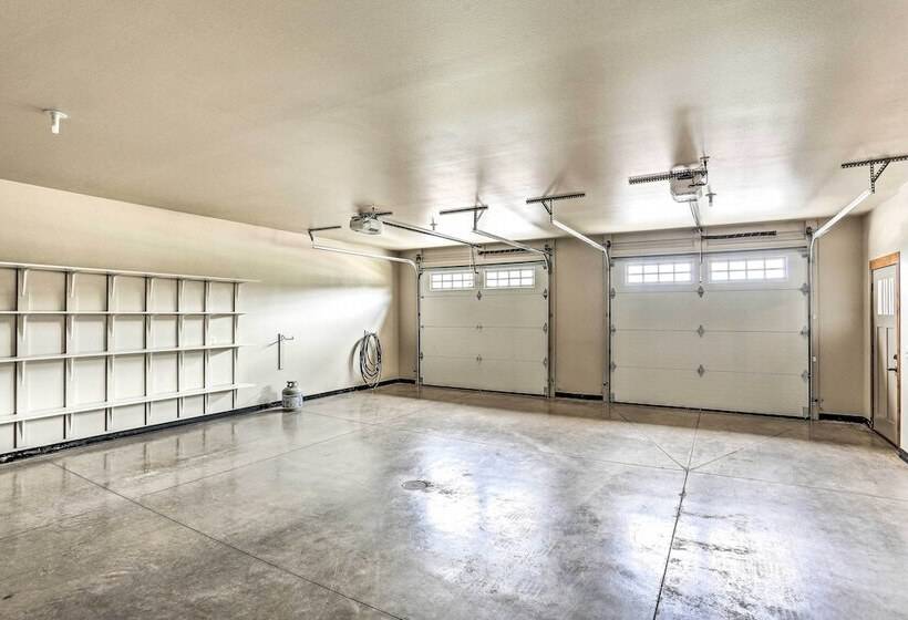 Luxe Spearfish Hideaway: Golf, Hike, Explore!