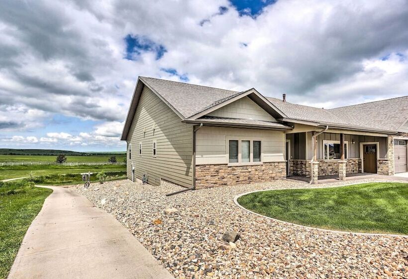 Luxe Spearfish Hideaway: Golf, Hike, Explore!