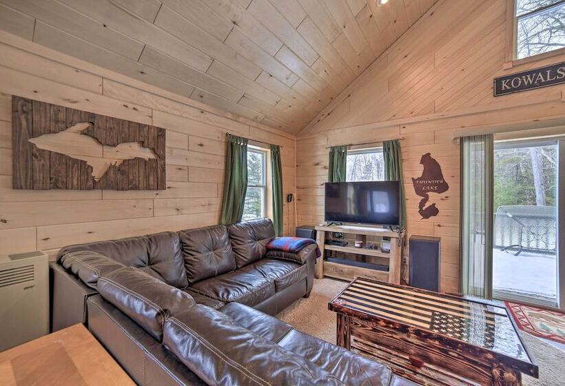 Manistique Cabin W/ Grill   Near Thunder Lake