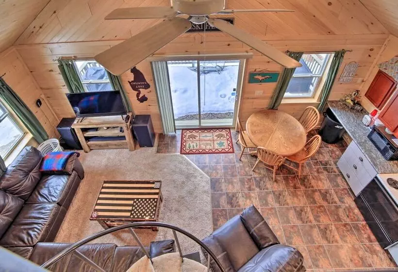 Manistique Cabin W/ Grill   Near Thunder Lake