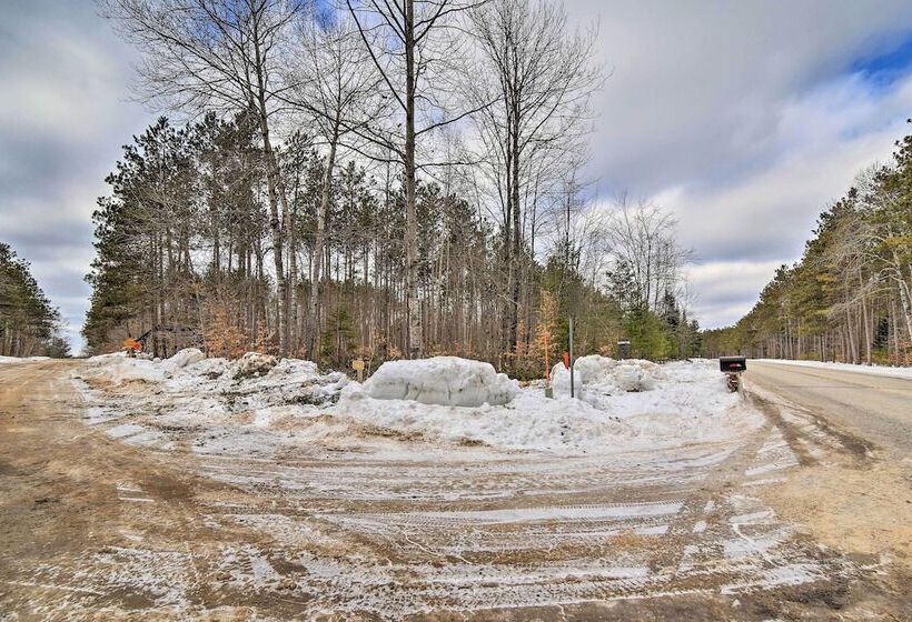 Manistique Cabin W/ Grill   Near Thunder Lake