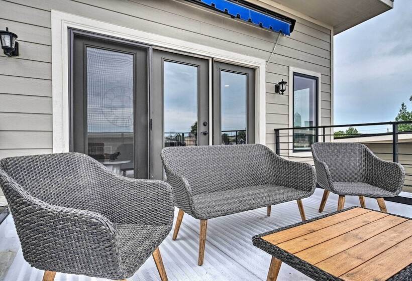 Modern Indianapolis Home W/ Skyline Views