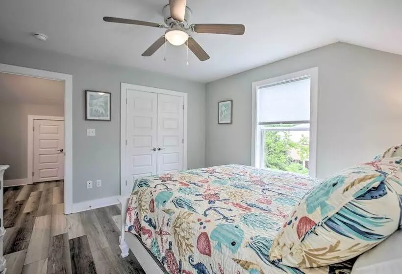 Modern Waveland Home W/ Deck, Walk To Beach!