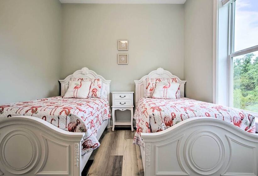 Modern Waveland Home W/ Deck, Walk To Beach!