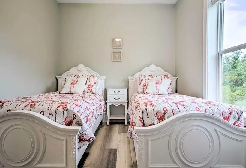 Modern Waveland Home W/ Deck, Walk To Beach!