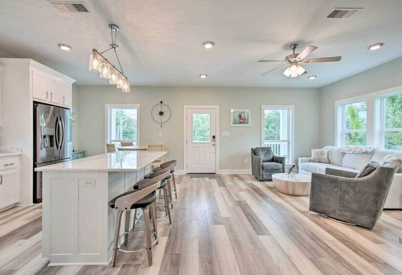 Modern Waveland Home W/ Deck, Walk To Beach!