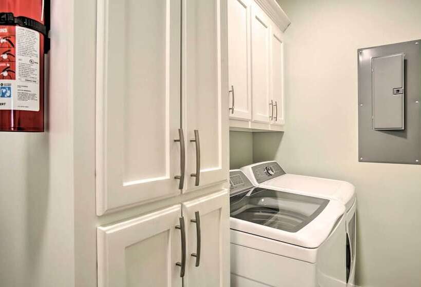 Modern Waveland Home W/ Deck, Walk To Beach!