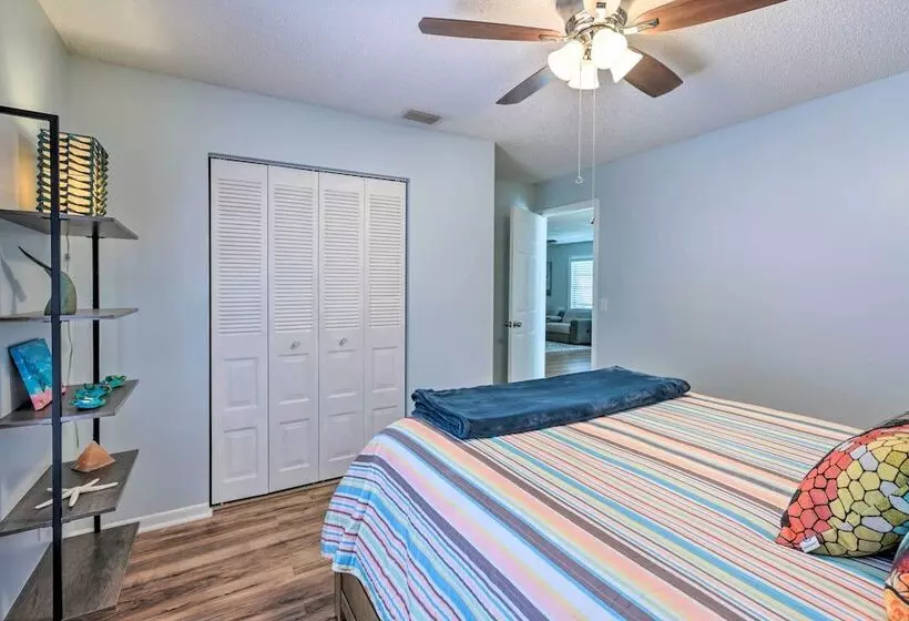 Outdoor Retreat In Edgewater W/ Private Pool