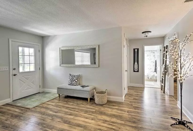 Outdoor Retreat In Edgewater W/ Private Pool