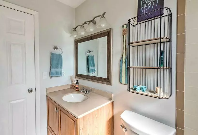 Outdoor Retreat In Edgewater W/ Private Pool